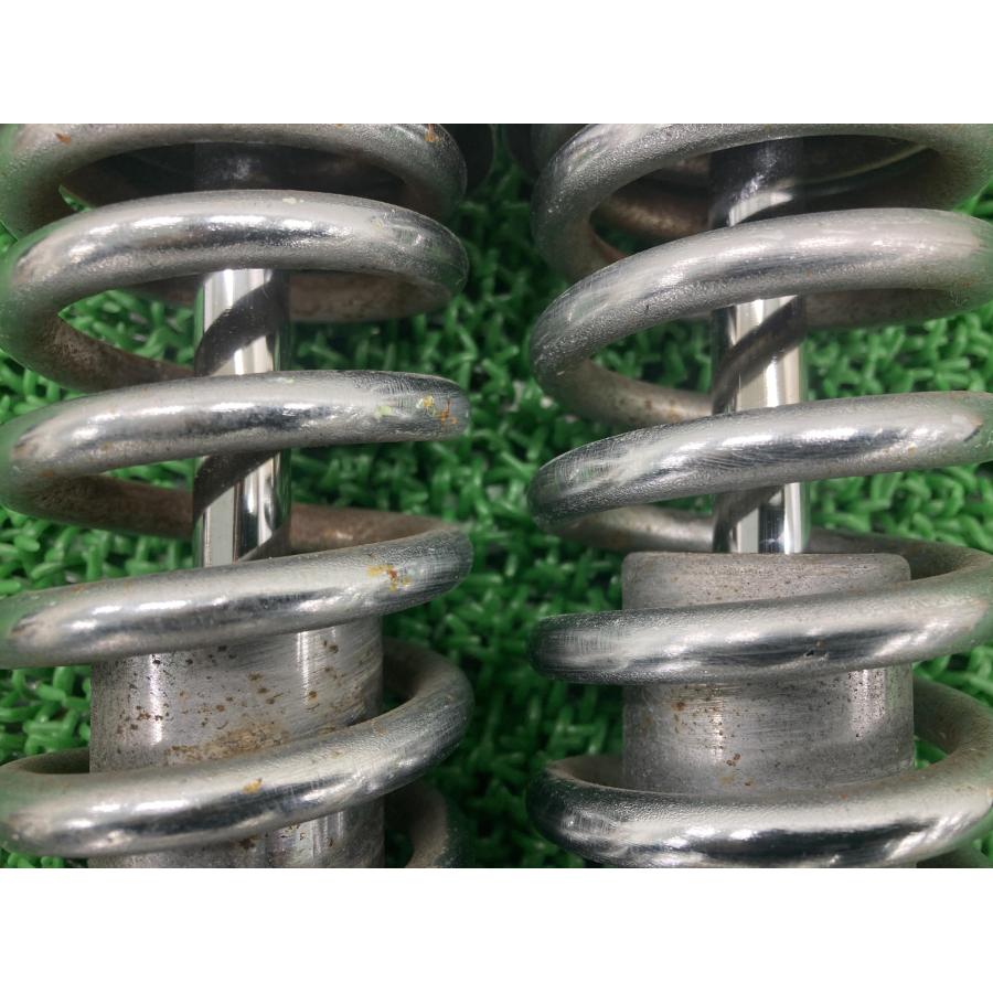 ボンネビルSE リアサスペンション 左右 トライアンフ(TRIUMPH