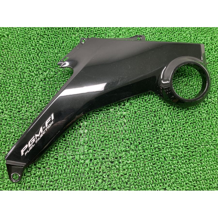 ホンダ（HONDA） グロム サイドカバー 右 黒 K26 純正 中古 バイク