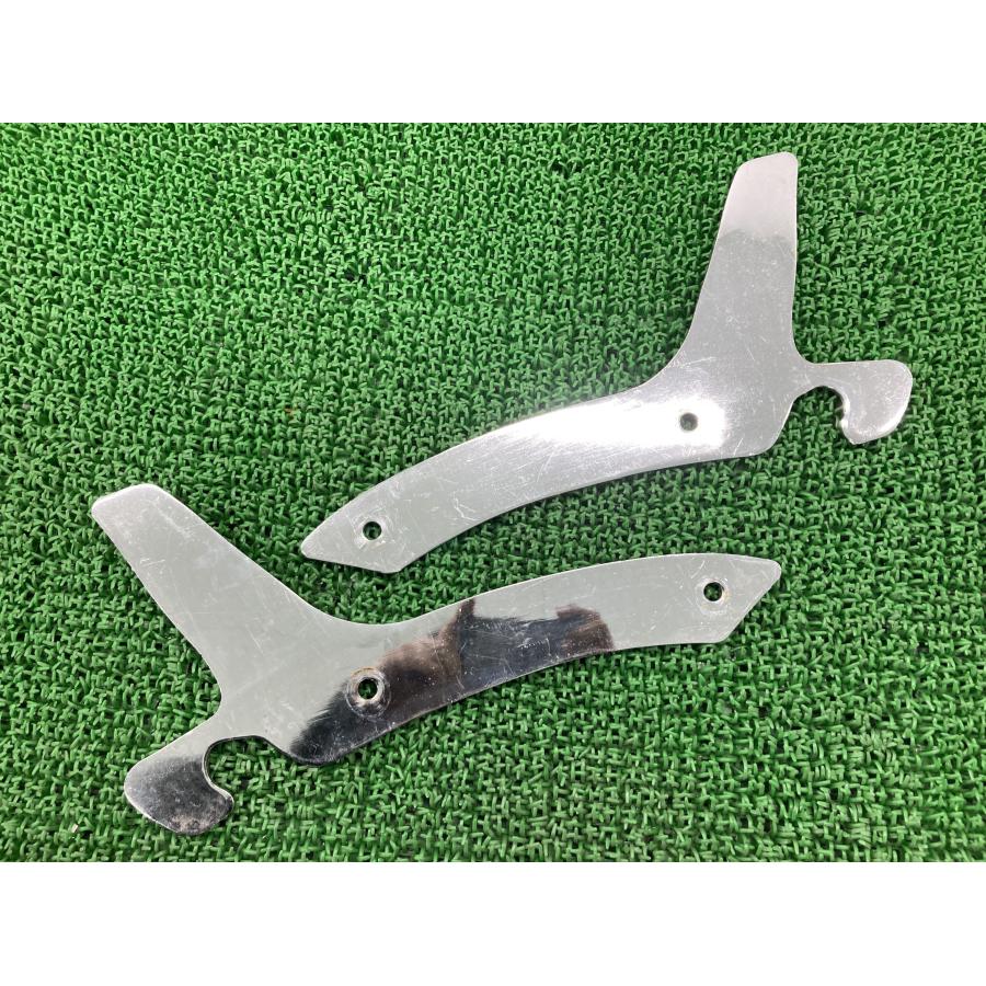 ドラッグスター400 バックレストステー 左右 社外 バイク 部品 4TR VH01J VH02J シーシーバーステー 曲がり無し 品薄 【中古】 77 ドラッグスター400 バックレストステー 左右 社外 中古 バイク 部品