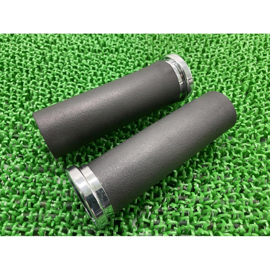 スズキ（SUZUKI） イントルーダークラシック400 ハンドルグリップ 左右