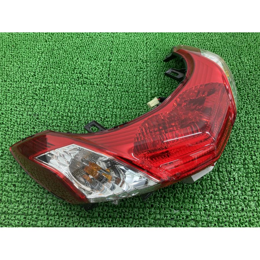 ヤマハ発動機 マジェスティ テールランプ 107-0106 ヤマハ 純正 中古