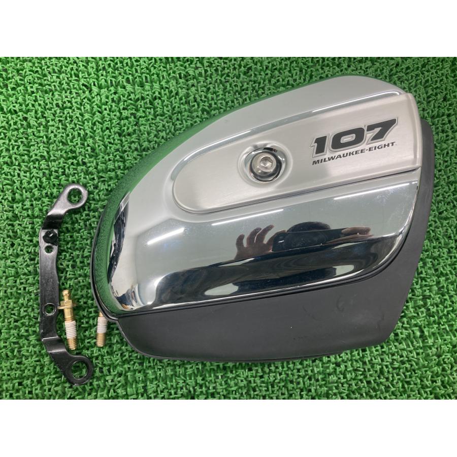 FLHTCUTG エアクリーナーボックス ハーレー 純正 中古 トライグライド 