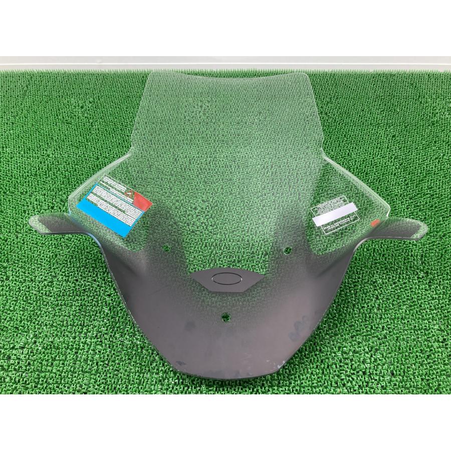 GIVI製MP3-300ie 500ie スクリーン D5601 社外 中古 ピアジオ エアロダイナミック ウインドシールド コンディション良好 割れ欠け無し 73 GIVI製MP3-300ie 500ie スクリーン D5601 社外 中古 ピアジオ エアロ