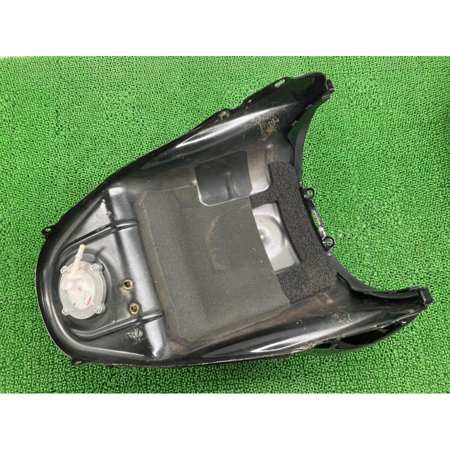 ヤマハ発動機 MT-09トレーサー タンク 黒M 1RC ヤマハ 純正 中古