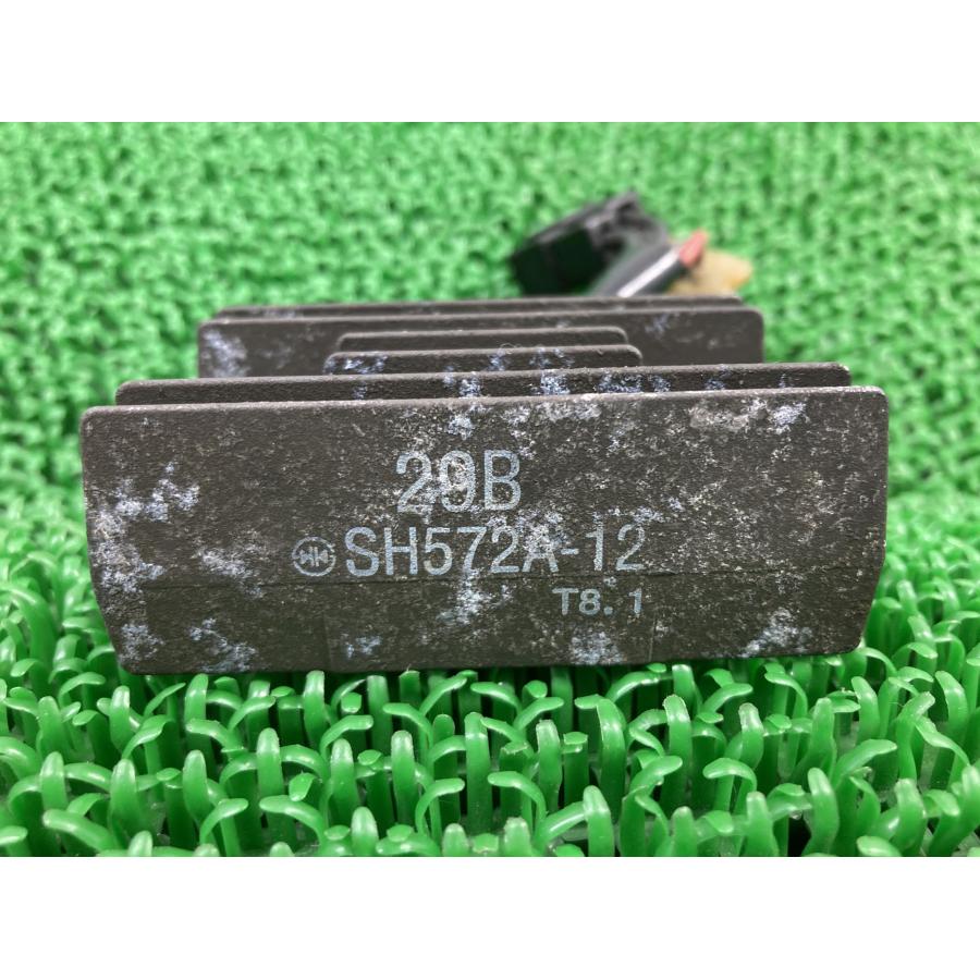 グラストラッカー レギュレター スズキ 純正 中古 バイク 部品 NJ47A 29B SH572A-12 レギュレーター レクチファイアー 車検 Genuine 0 スズキ（SUZUKI） グラストラッカー レギュレター 純正 中古 バイク