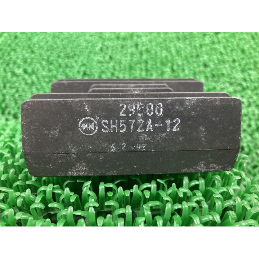 スズキ（SUZUKI） グラストラッカー レギュレター 純正 中古 バイク