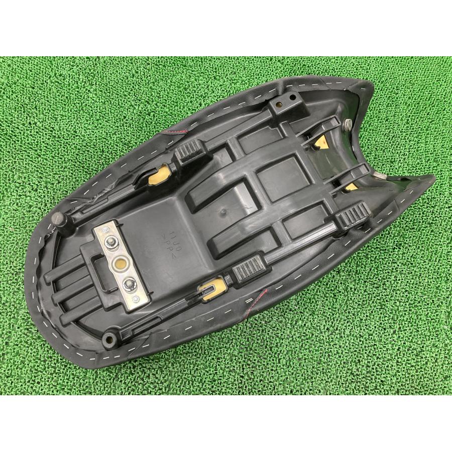 スズキ（SUZUKI） Vストローム650 シート 11J0 純正 中古 バイク 部品