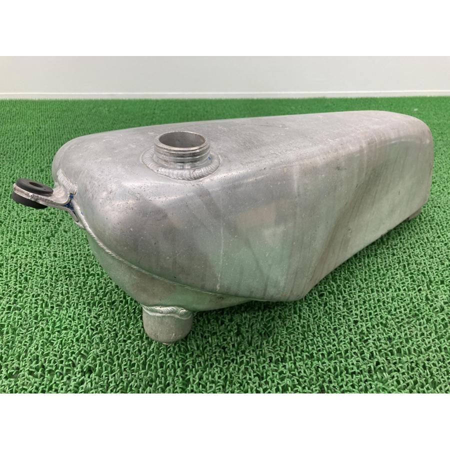 ホンダ（HONDA） RS125R タンク 純正 中古 バイク 部品 NF4 HRC アルミ