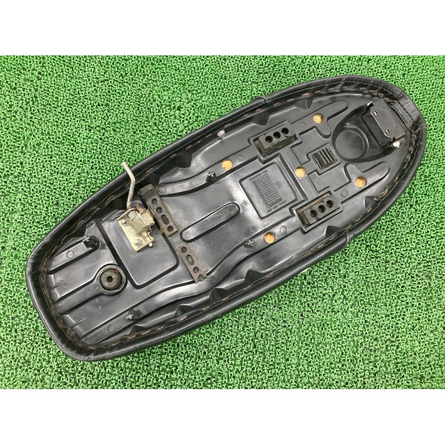 ホンダ スーパーカブ110 シート 77000GN5W 7300 純正 中古 JA07 ホンダ スーパーカブ110 シート 77000GN5W 7300 純正 中古 JA07