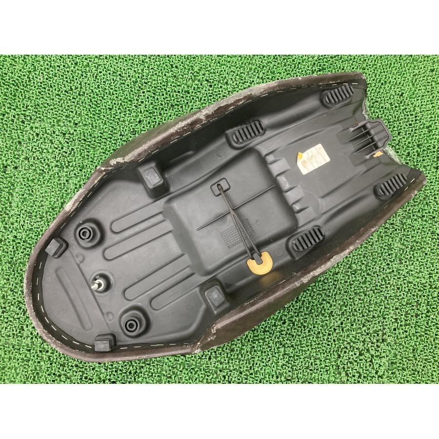 スクランブラーアーバンエンデューロ シート ドゥカティ 純正 中古