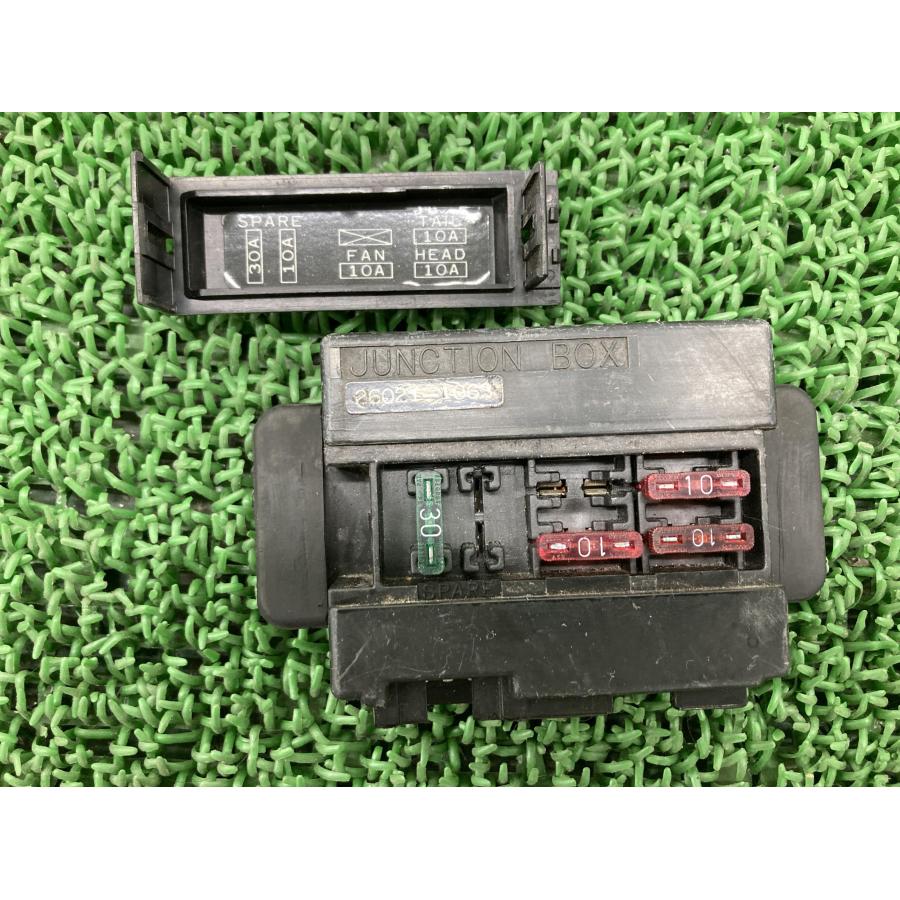カワサキ GPX250R ヒューズボックス 26021-1063 純正 中古 カワサキ GPX250R ヒューズボックス 26021-1063 純正 中古