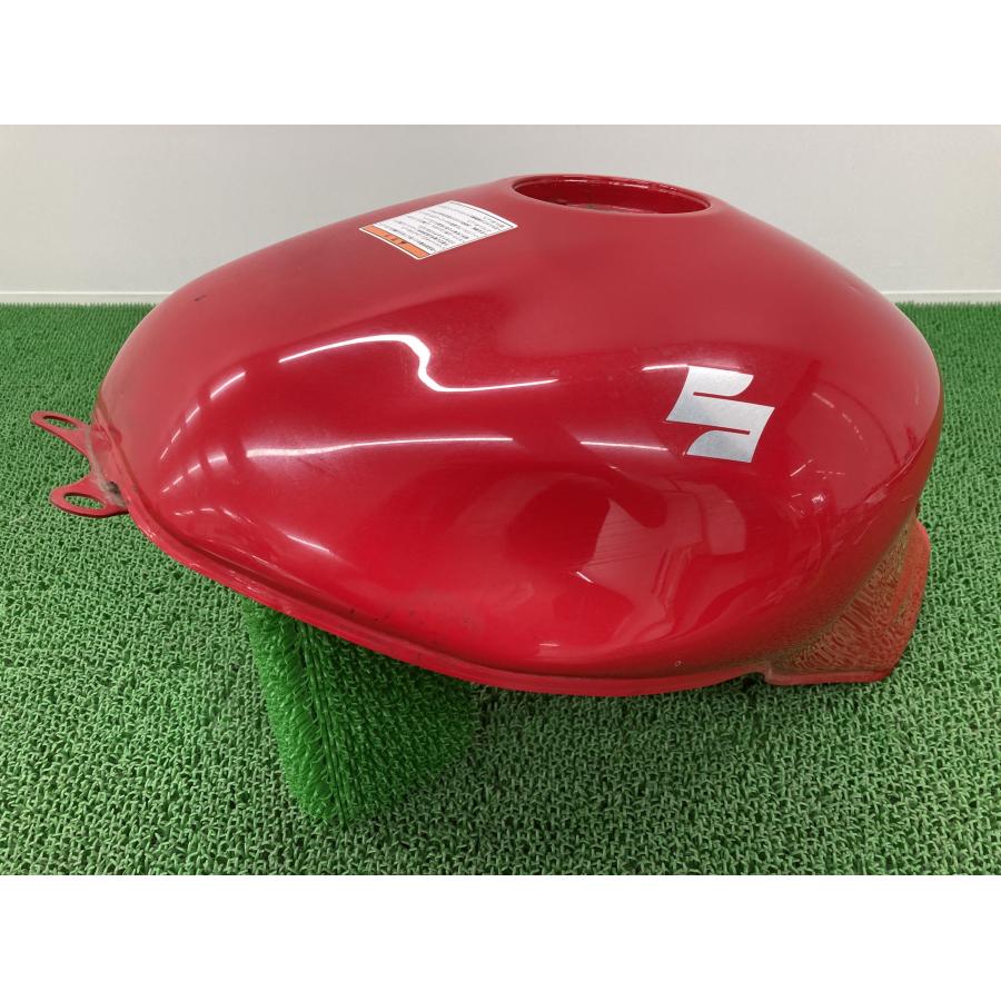 スズキ（SUZUKI） SV400 タンク 赤 純正 中古 バイク 部品 VK53A