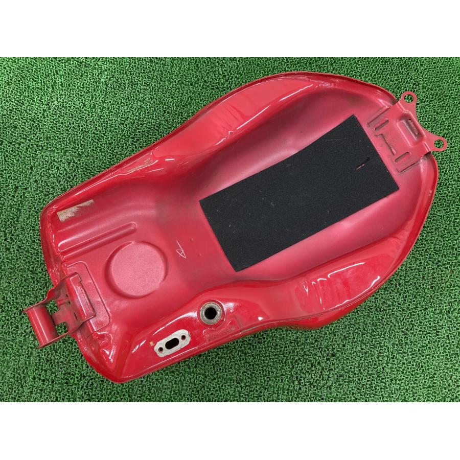 スズキ（SUZUKI） SV400 タンク 赤 純正 中古 バイク 部品 VK53A