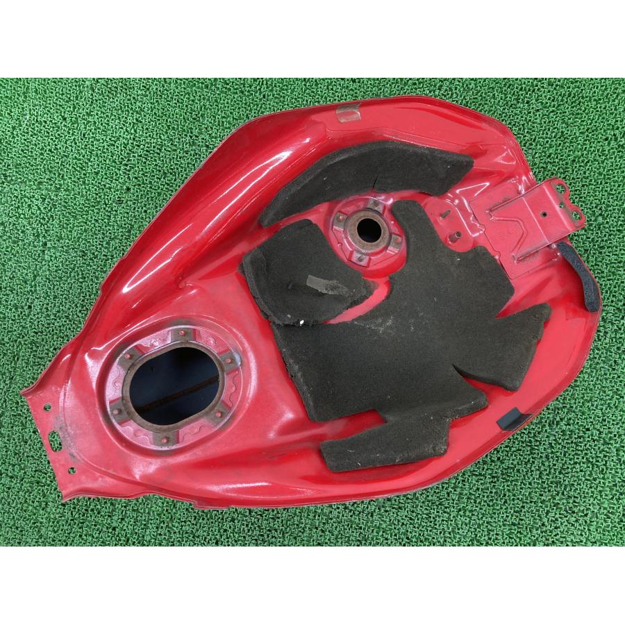 ホンダ（HONDA） VFR800 タンク 赤 MBG 純正 中古 バイク 部品 RC46
