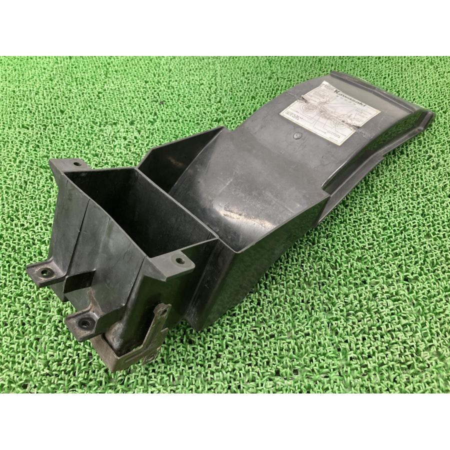 カワサキ（Kawasaki） バリオス インナーリアフェンダー 35023-1384