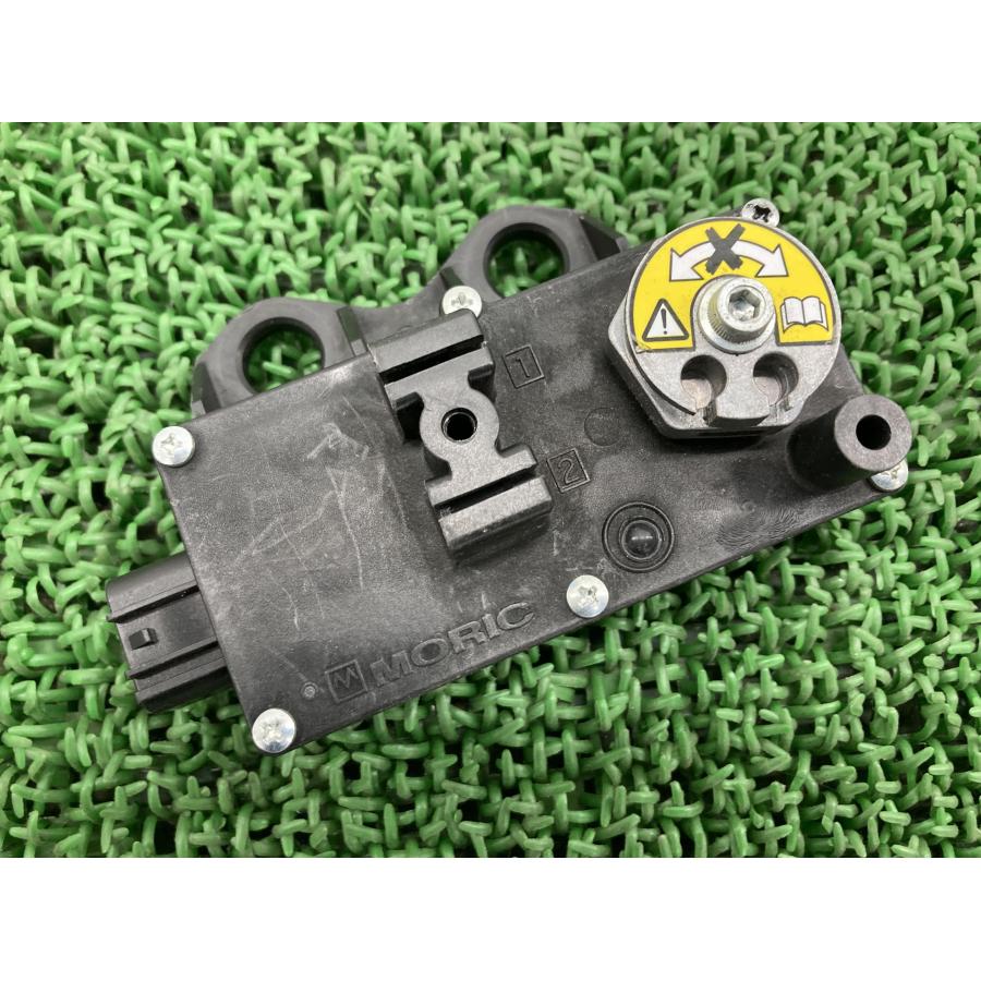 トライアンフ 排気バルブモーター XGY-00 トライアンフ(TRIUMPH) 純正 中古 エキゾーストコントローラー 排気デバイス サーボモーター 25 トライアンフ 排気バルブモーター XGY-00 トライアンフ(TRIUMPH) 純正