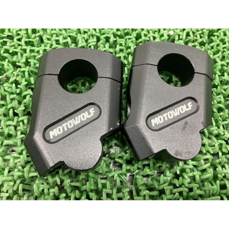 MOTOWOLF製CB1300SF ハンドルポスト 左右 黒 社外 中古 SC54 φ22.2mm