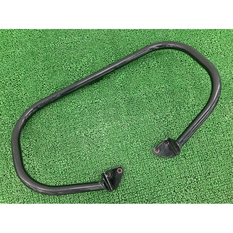 ダイナ エンジンガード 黒 5HD1VD4E1GC300*** ハーレー 純正 06年～17年 オプション ペイント素材に 曲がり無し 品薄 【中古】 39 ダイナ エンジンガード 黒 5HD1VD4E1GC300*** ハーレー 純正 中古