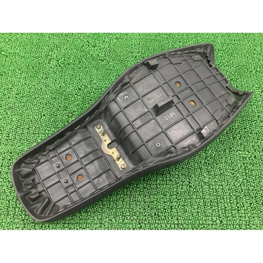 カワサキ エストレヤRS シート 53001-1784 純正 中古 バイク カワサキ エストレヤRS シート 53001-1784 純正 中古 バイク