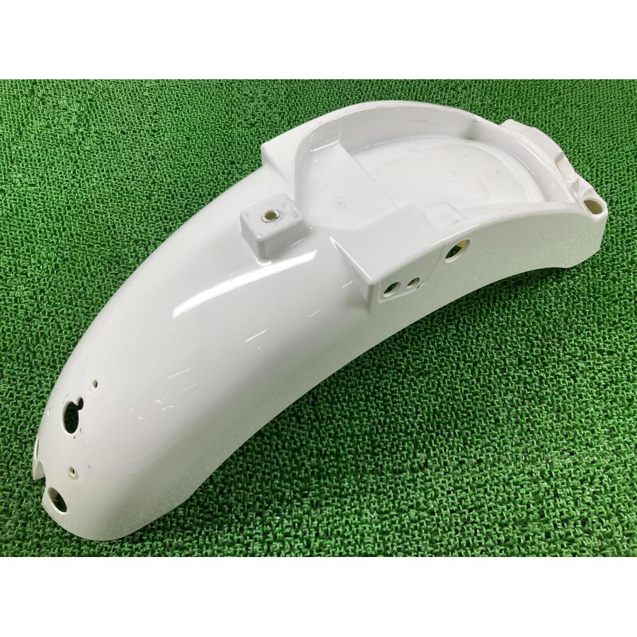 V7クラシック リアフェンダー 白 978946 モトグッチ 純正 バイク 部品 割れ欠け無し 品薄 希少品 車検 Genuine 【中古】 49 V7クラシック リアフェンダー 白 978946 モトグッチ 純正 中古 バイク