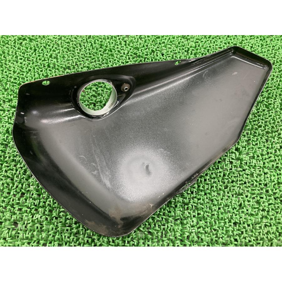 XL883 XL1200 サイドカバー 右 黒 ハーレー 純正 中古 バイク 部品 スポーツスター 04-13年 凹み無し 品薄 希少品 車検 Genuine 19の画像