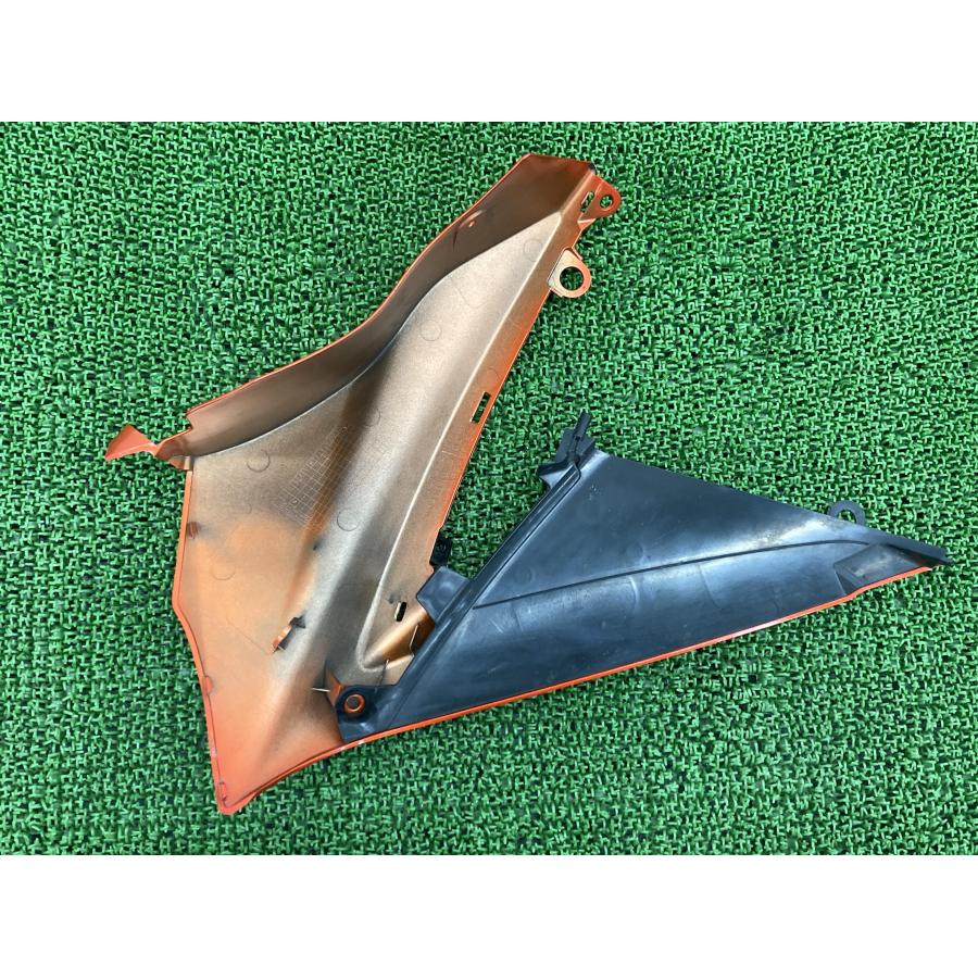 スズキ GSXR1000R　2018年式用　右側サイドカウル スズキ（SUZUKI） GSX-R1000 サイドカウル 右 橙M 21H 純正 中古