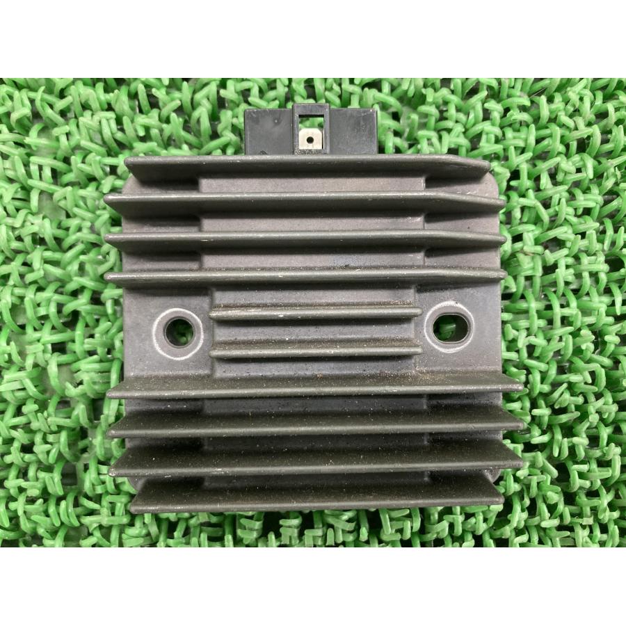 専用ページです。 ヤマハ発動機 YZF-R25 レギュレター ヤマハ 純正 中古 バイク 部品