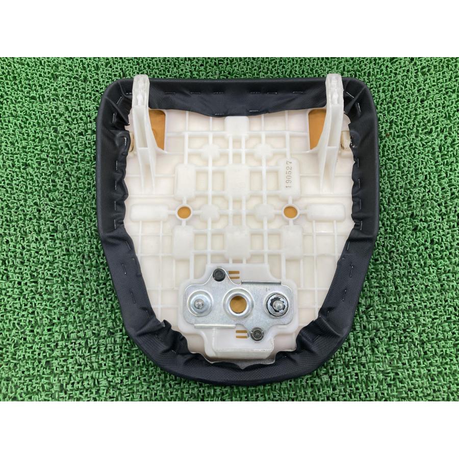 スズキ（SUZUKI） GSX1300Rハヤブサ タンデムシート 24F 純正 中古