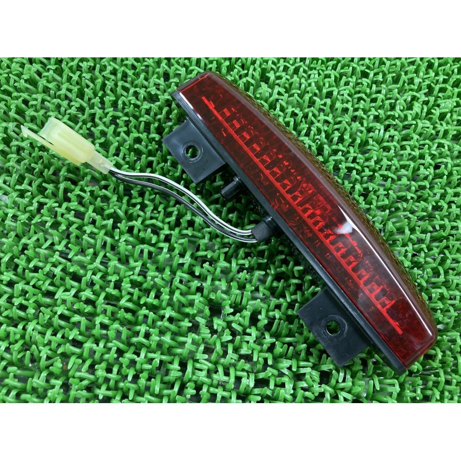 スズキ（SUZUKI） スカイウェイブ ブレーキランプ 17B0 純正 中古