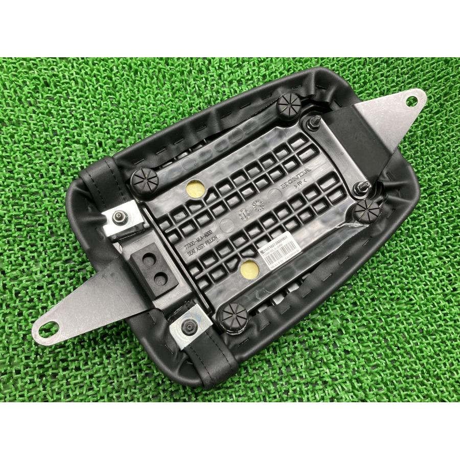 ホンダ レブル1100 タンデムシート MLA 純正 中古 バイク 部品 ホンダ レブル1100 タンデムシート MLA 純正 中古 バイク 部品