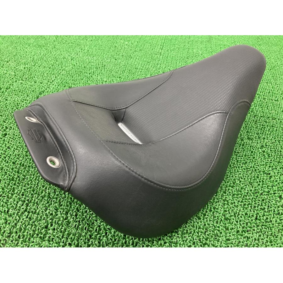 FXSB1580 シート 25361 ハーレー 純正 バイク 部品 オプション ブレイクアウト ソフテイル リーチシート 車検 Genuine 【中古】 30 FXSB1580 シート 25361 ハーレー 純正 中古 バイク 部品 ブレイク