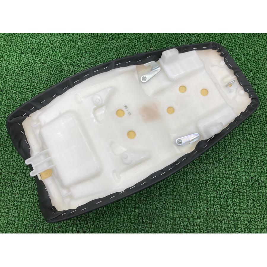 ホンダ（HONDA） CB400SF シート MCE 純正 中古 バイク 部品 NC42