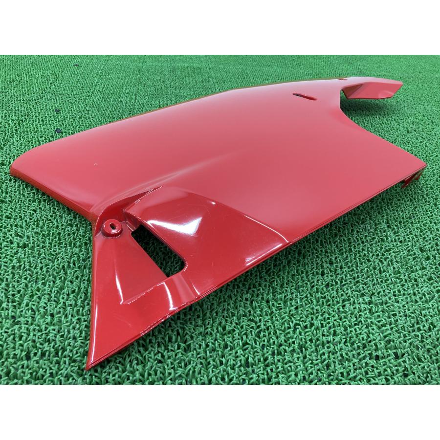 999 アンダーカウル 右 赤 480.3.152.1C ドゥカティ 純正 中古 バイク 部品 749 アンダーカウル サイドカウル 割れ欠け無し oJ 749S アンダーカウル 右 赤 480.3.152.1C ドゥカティ 純正 中古 バイク