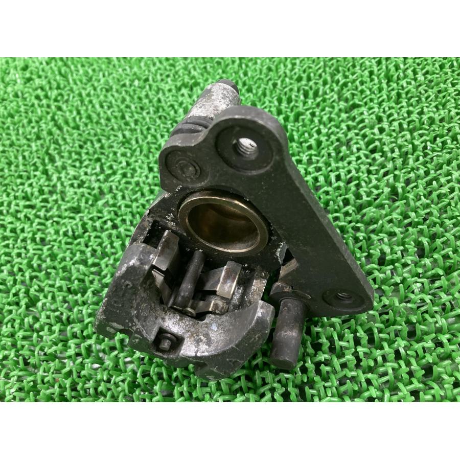 ゼファー400 リアブレーキキャリパー カワサキ 純正 バイク 部品 ZR400C 割れ欠け無し 品薄 希少品 車検 Genuine 【中古】 72 カワサキ（Kawasaki） ゼファー400 リアブレーキキャリパー 純正 中古