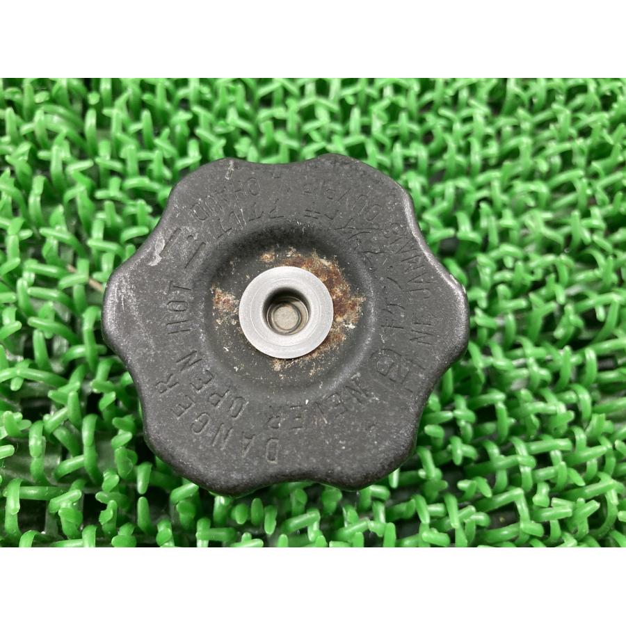 カワサキ（Kawasaki） ZRX1200R ラジエターキャップ 純正 中古 バイク