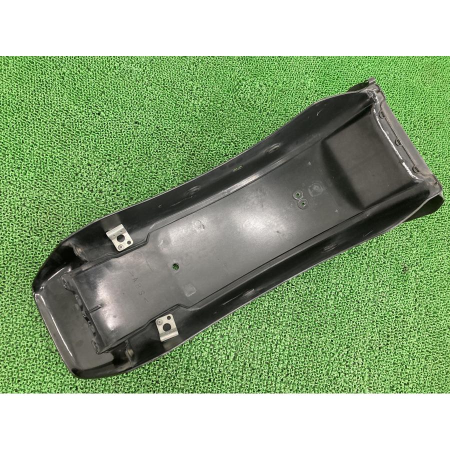 ヤマハ発動機 ドラッグスター400 リアフェンダー 黒 ヤマハ 純正 中古