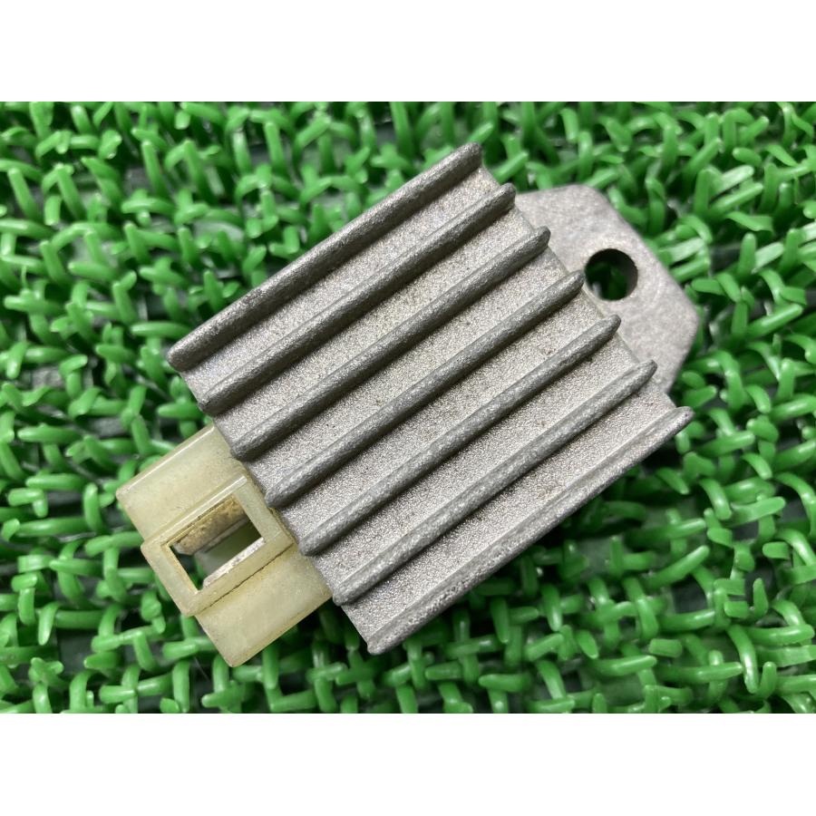 スズキ（SUZUKI） セピアZZ レギュレター 純正 中古 バイク 部品