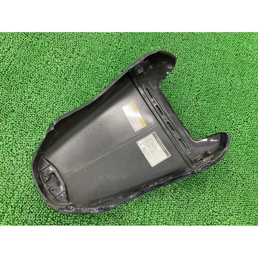 ヤマハ発動機 V-MAX タンクカバー 黒 ヤマハ 純正 中古 バイク ヤマハ発動機 V-MAX タンクカバー 黒 ヤマハ 純正 中古 バイク
