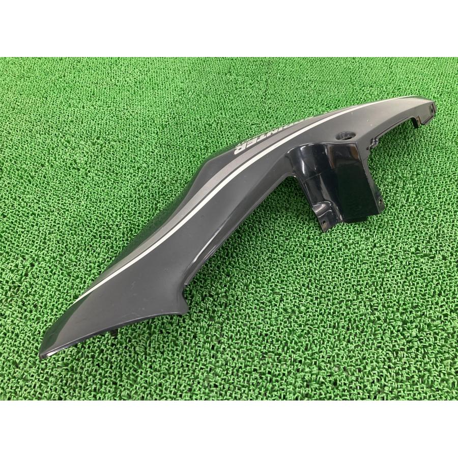 RGV250ガンマ フロントフェンダー 紺 12C0 スズキ 純正 バイク 部品