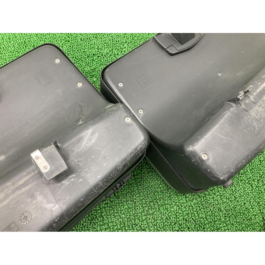 F650GS 平成12年式 初代 中古美車 純正パニアケース、純正シート付き 車検あり！ F650GS パニアケース 右 7160 77696300/7160 7 660 564 BMW 純正 中古