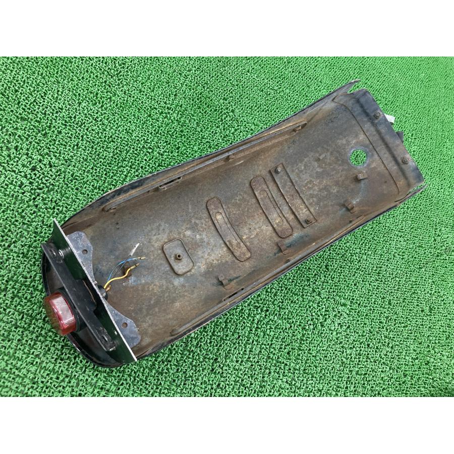 カワサキ（Kawasaki） バルカン400 リアフェンダー 純正 中古 バイク
