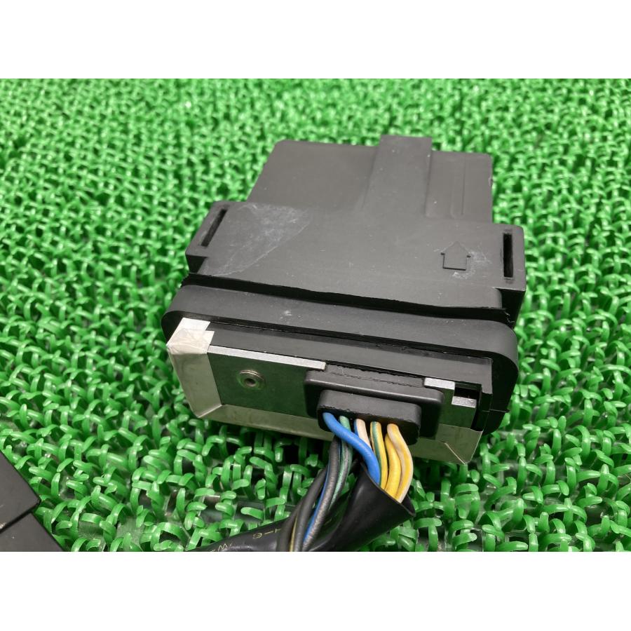 VFR750R コンバーター ホンダ 純正 中古 バイク 部品 RC30 CDI 激レア 品薄 希少品 車検 Genuine 13の画像
