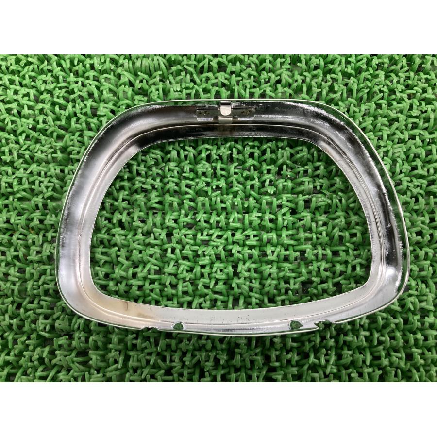 スプリント150 ヘッドライトリム VLB1T076*** ピアジオ 純正 中古