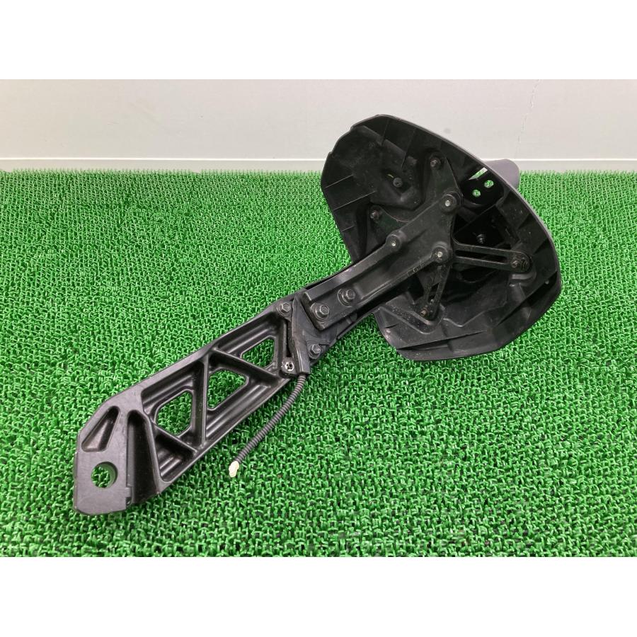 ヤマハ発動機 MT-09 リアフェンダー BS2 ヤマハ 純正 中古 バイク 部品