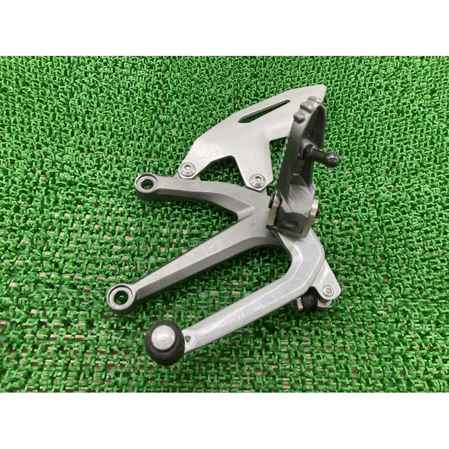 カワサキ H2 ステップ 左 1308 純正 中古 バイク 部品 ZXT02J 0994 