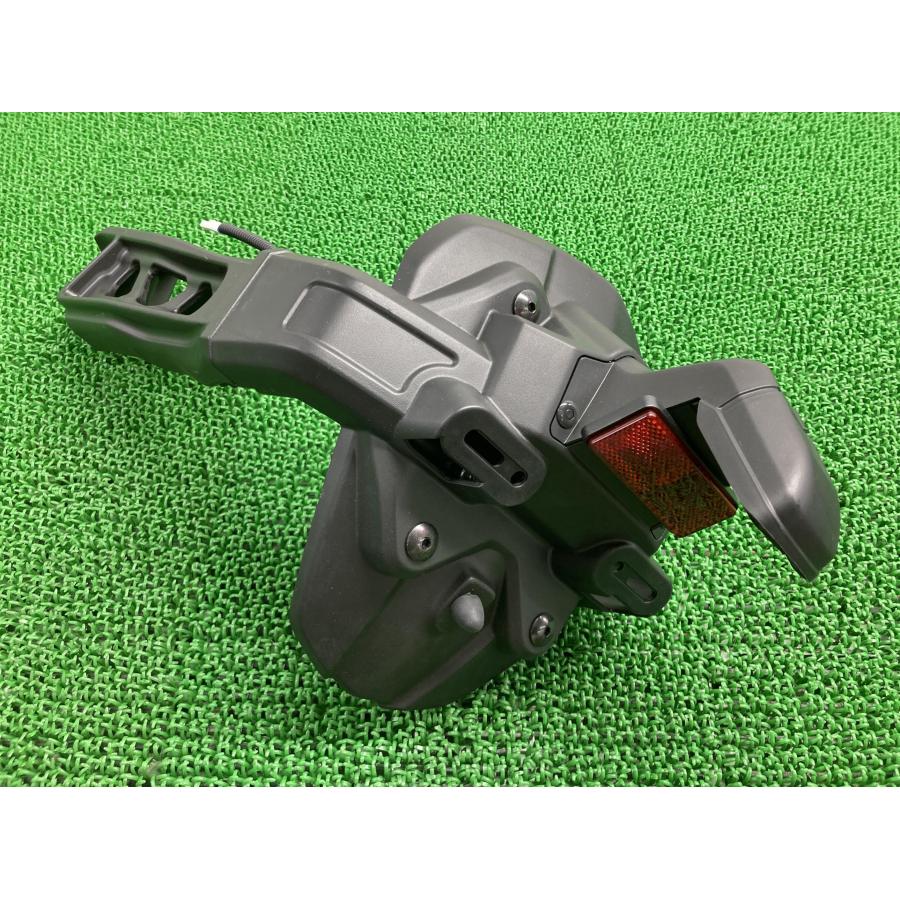 ヤマハ発動機 MT-09 リアフェンダー BS2 ヤマハ 純正 中古 バイク 部品