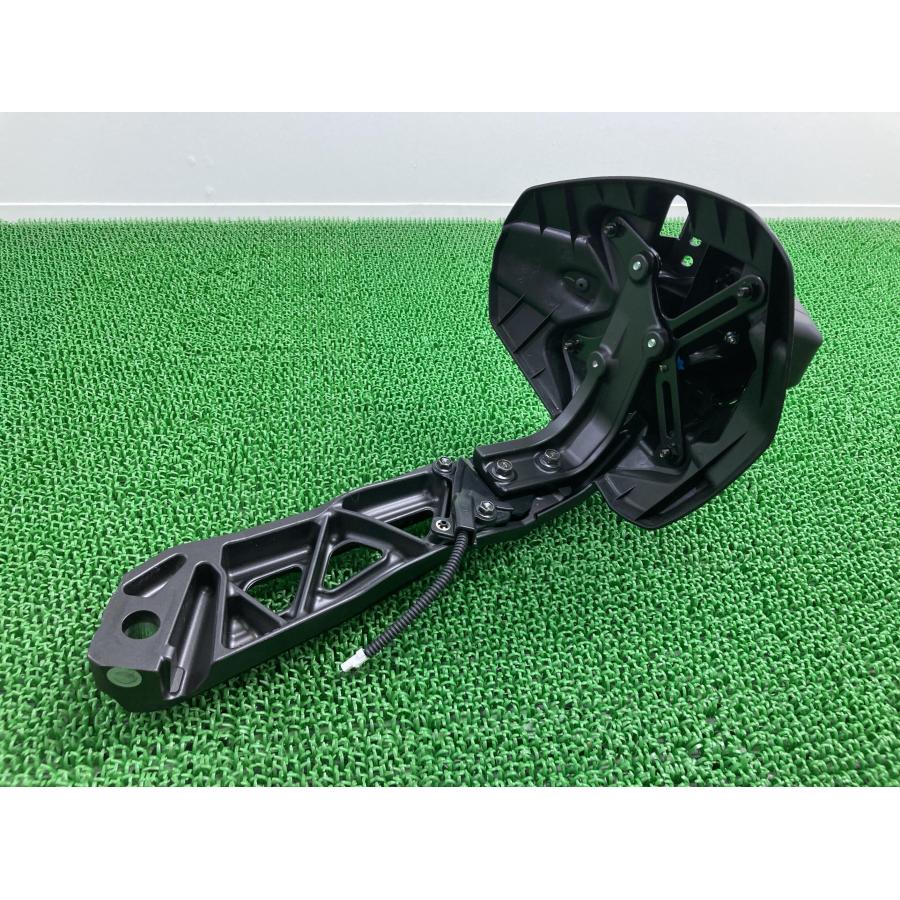 ヤマハ発動機 MT-09 リアフェンダー BS2 ヤマハ 純正 中古 バイク 部品