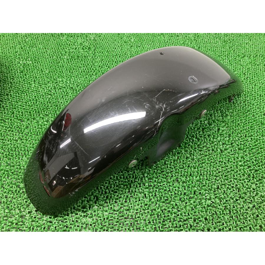ボンネビルスピードマスター フロントフェンダー 黒 2305670 トライアンフ(TRIUMPH) 純正 コケキズ無し トライアンフ 品薄 【中古】 31 ボンネビルスピードマスター フロントフェンダー 黒 2305670