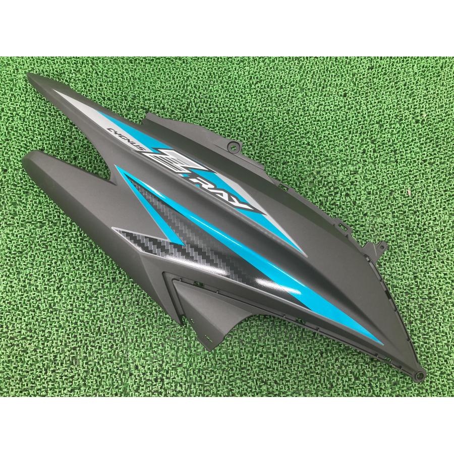 シグナスRAY-Z シートカウル 右 ガンM 1GC ヤマハ 純正 バイク 部品 CYGNUS レイズィー 極上品 ハイクオリティ 【中古】 79 ヤマハ発動機 シグナスRAY-Z シートカウル 右 ガンM 1GC ヤマハ 純正