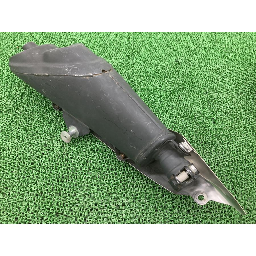 グラディウス サイレンサーマフラー 44HA スズキ 純正 バイク 部品 GW72A 凹み無し 品薄 希少品 車検 Genuine 【中古】 25 スズキ（SUZUKI） グラディウス サイレンサーマフラー 44HA 純正 中古